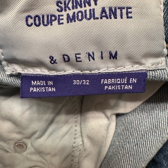 H&M Light Blue Distressed Skinny Jeans - Picture 6 of 8